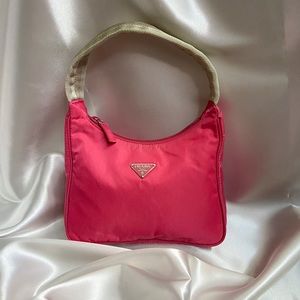 SOLD💓 Vintage Prada Tessuto Nylon Sport Mini 💓